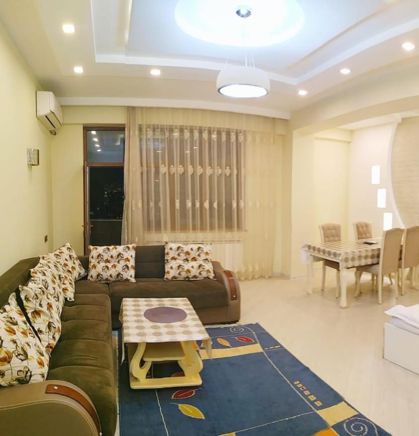Bakuvi Apartments On New Boulveard المظهر الخارجي الصورة